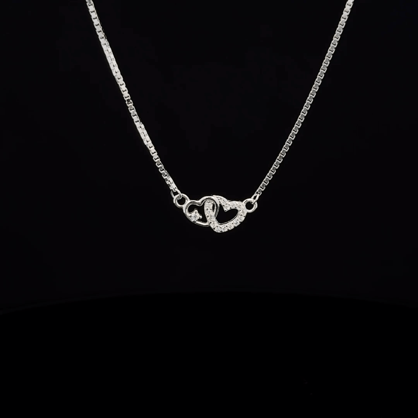 HEART CHAIN WITH PENDANT
