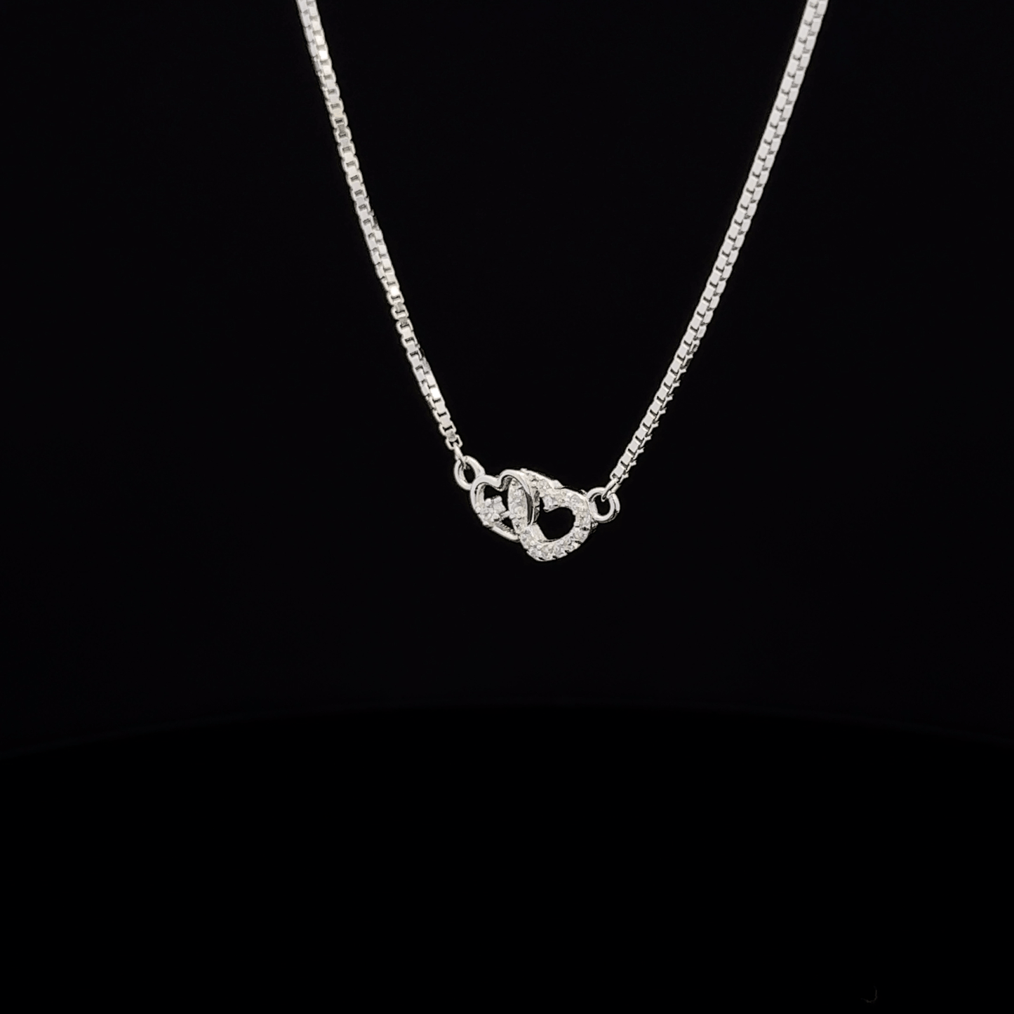 HEART CHAIN WITH PENDANT