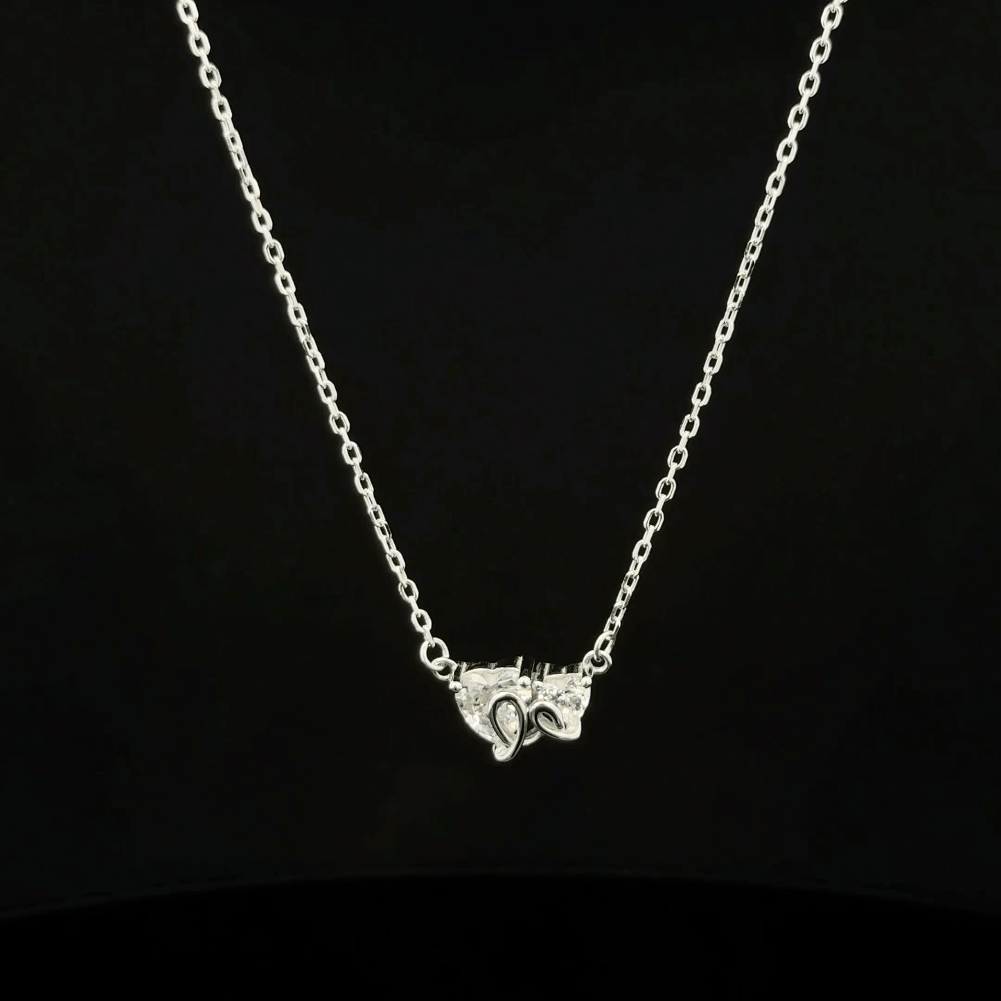 HEART CHAIN WITH PENDANT