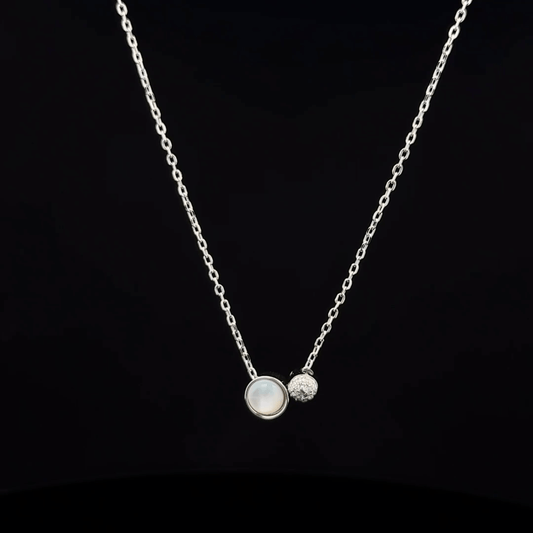 MOP CHAIN WITH PENDANT