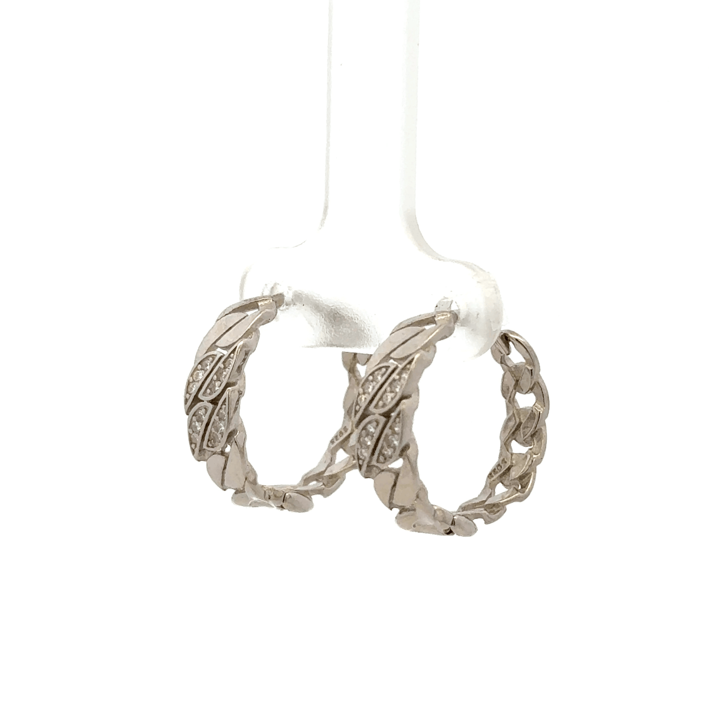 Link Baali Loop Earring