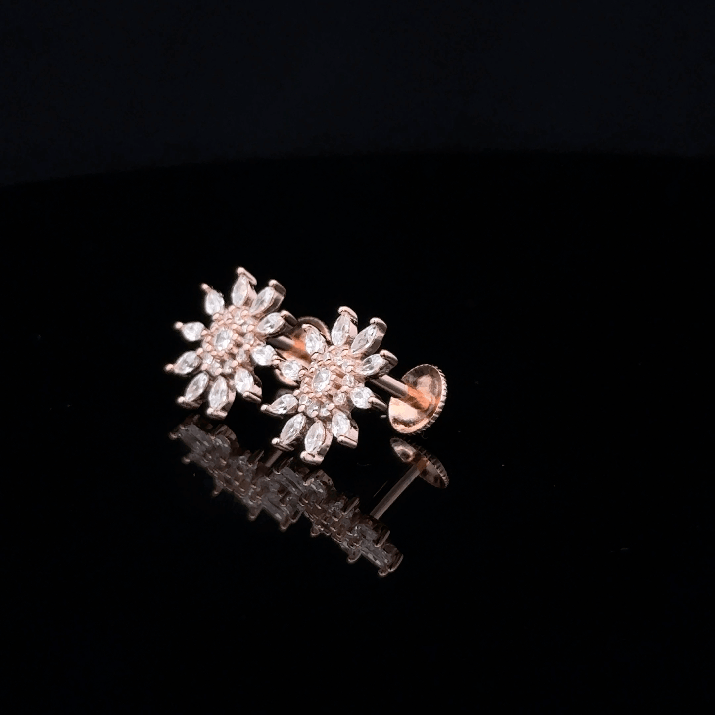 ROSEGOLD DIAMOND SETTING EARRING