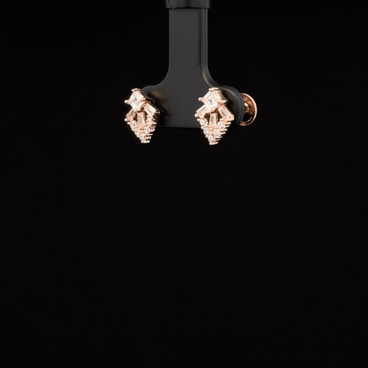 ROSEGOLD INVERSE TRIANGLE EARRING