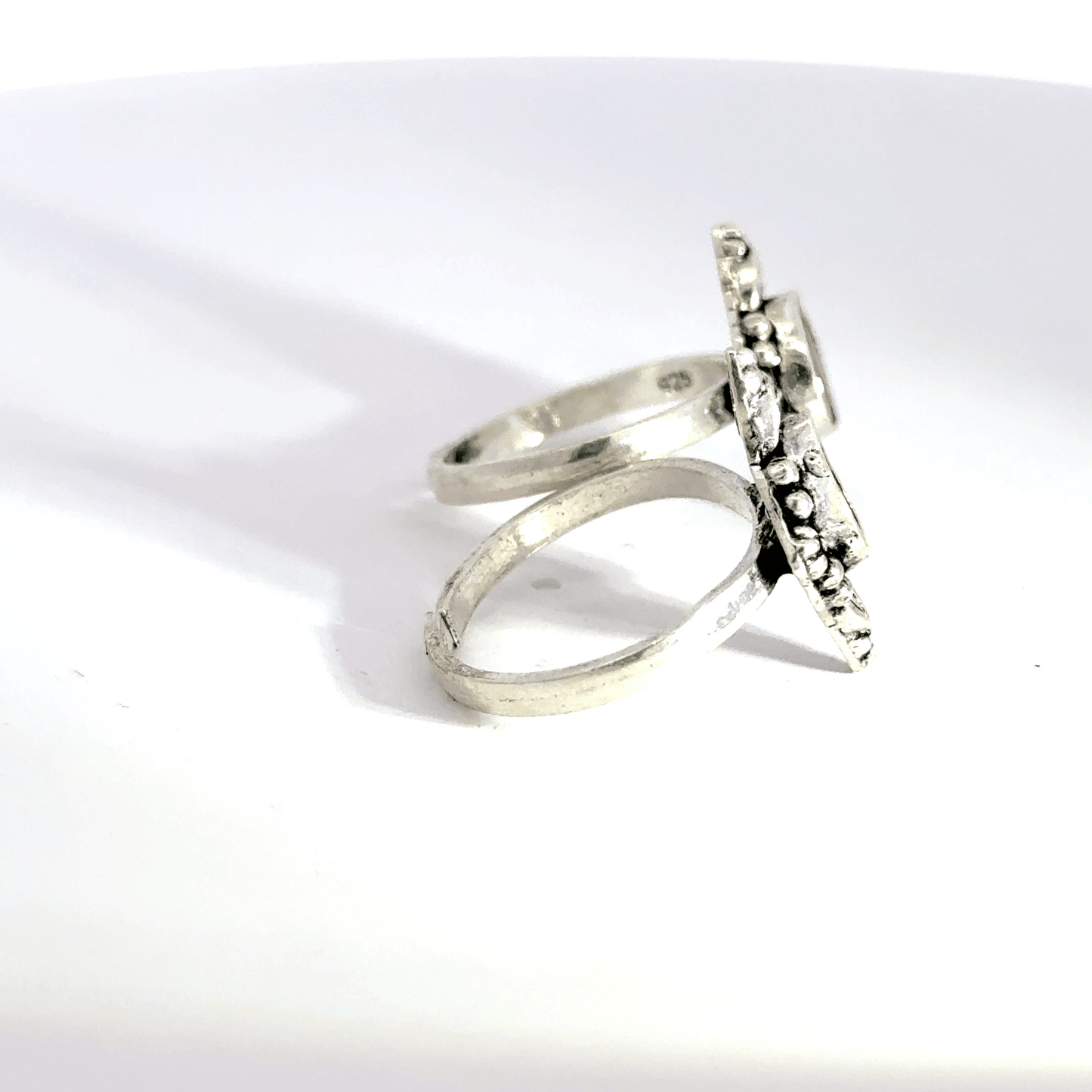 Antique Stone Toerings