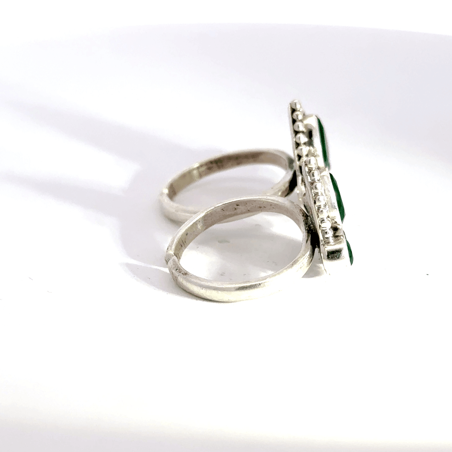 Antique Stone Toerings