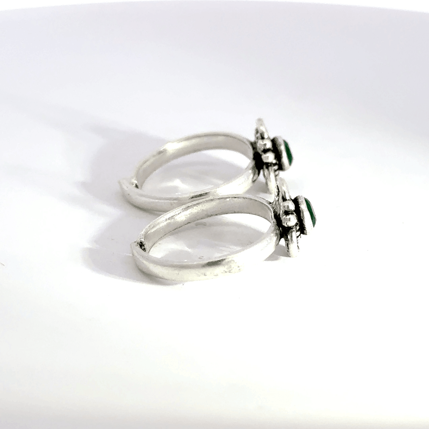 Antique Stone Toerings