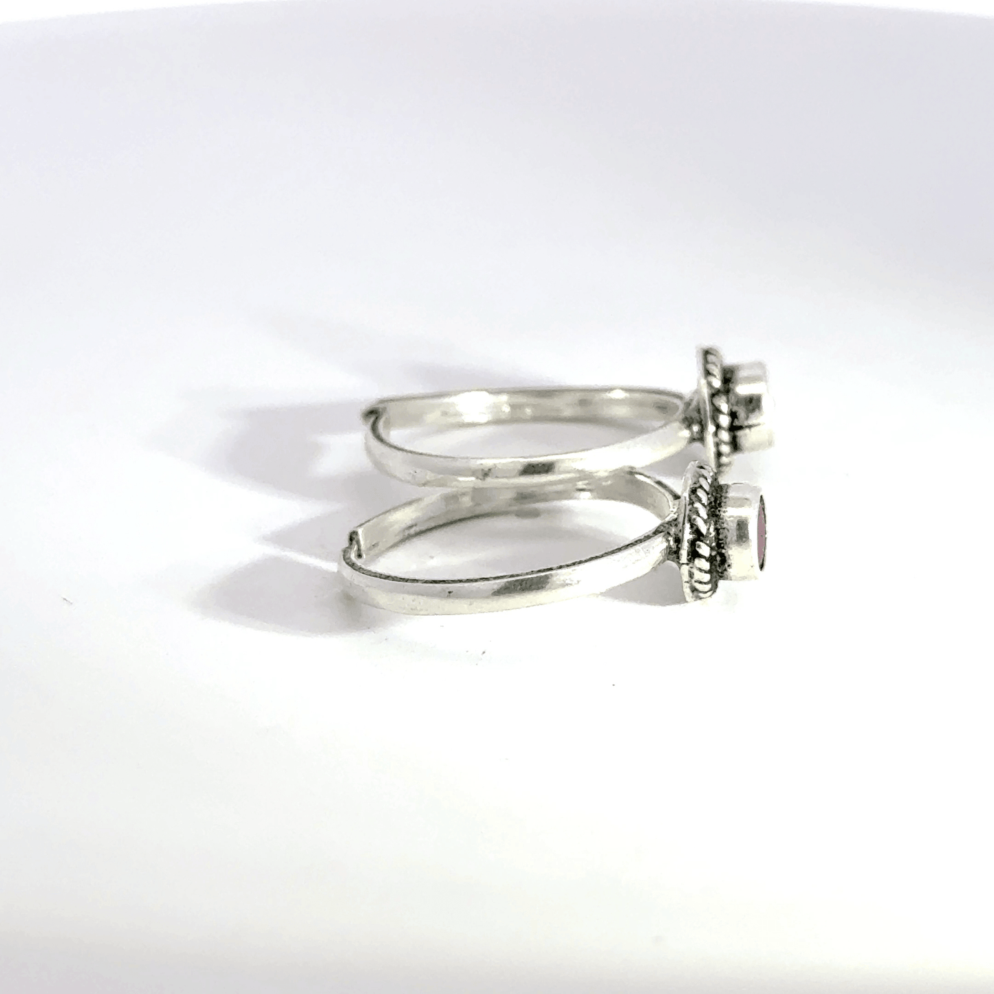 Antique Stone Toerings