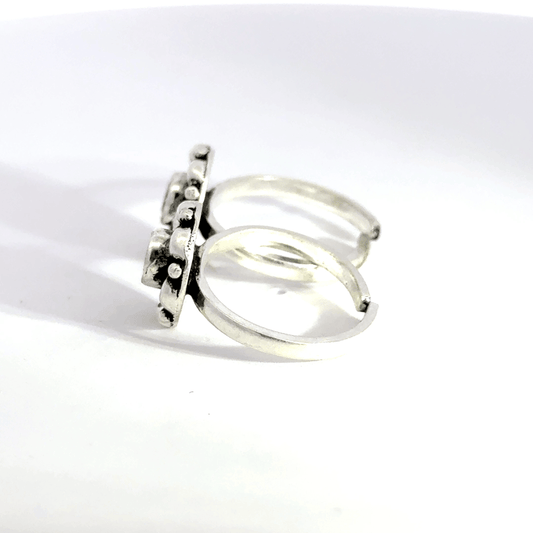 Antique Stone Toerings