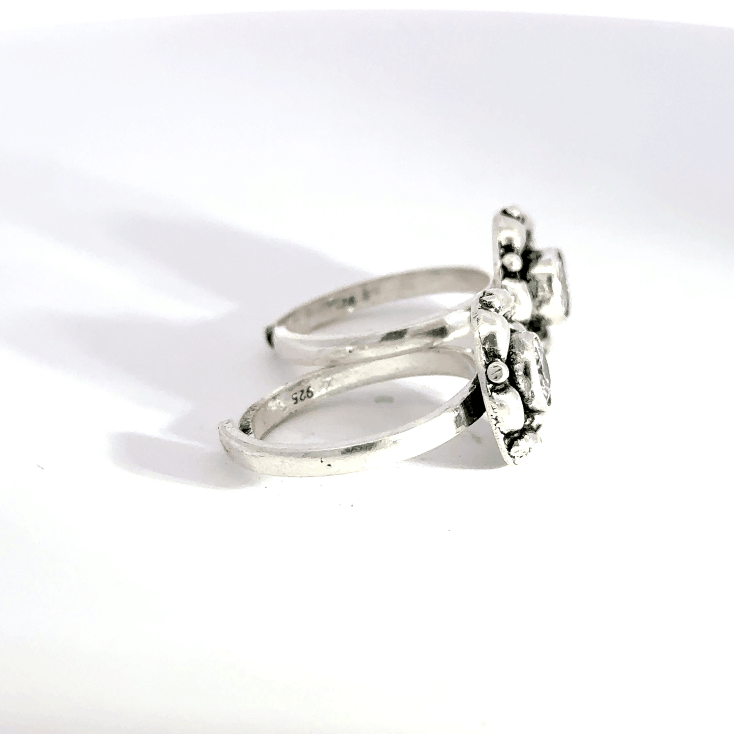 Antique Stone Toerings