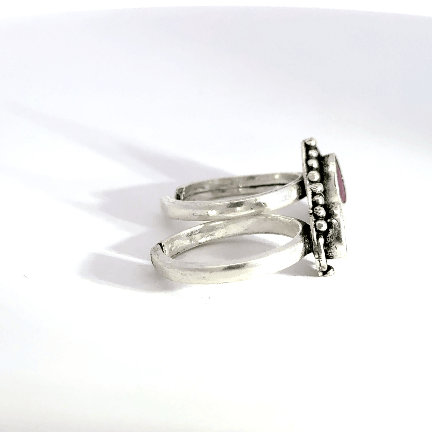 Antique Stone Toerings