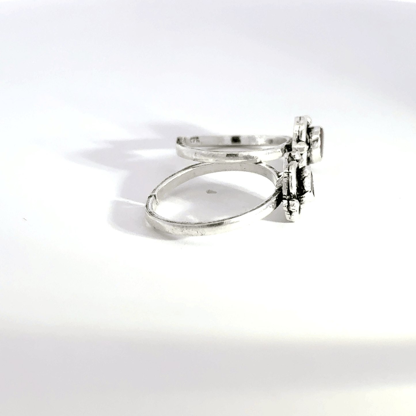 Antique Stone Toerings