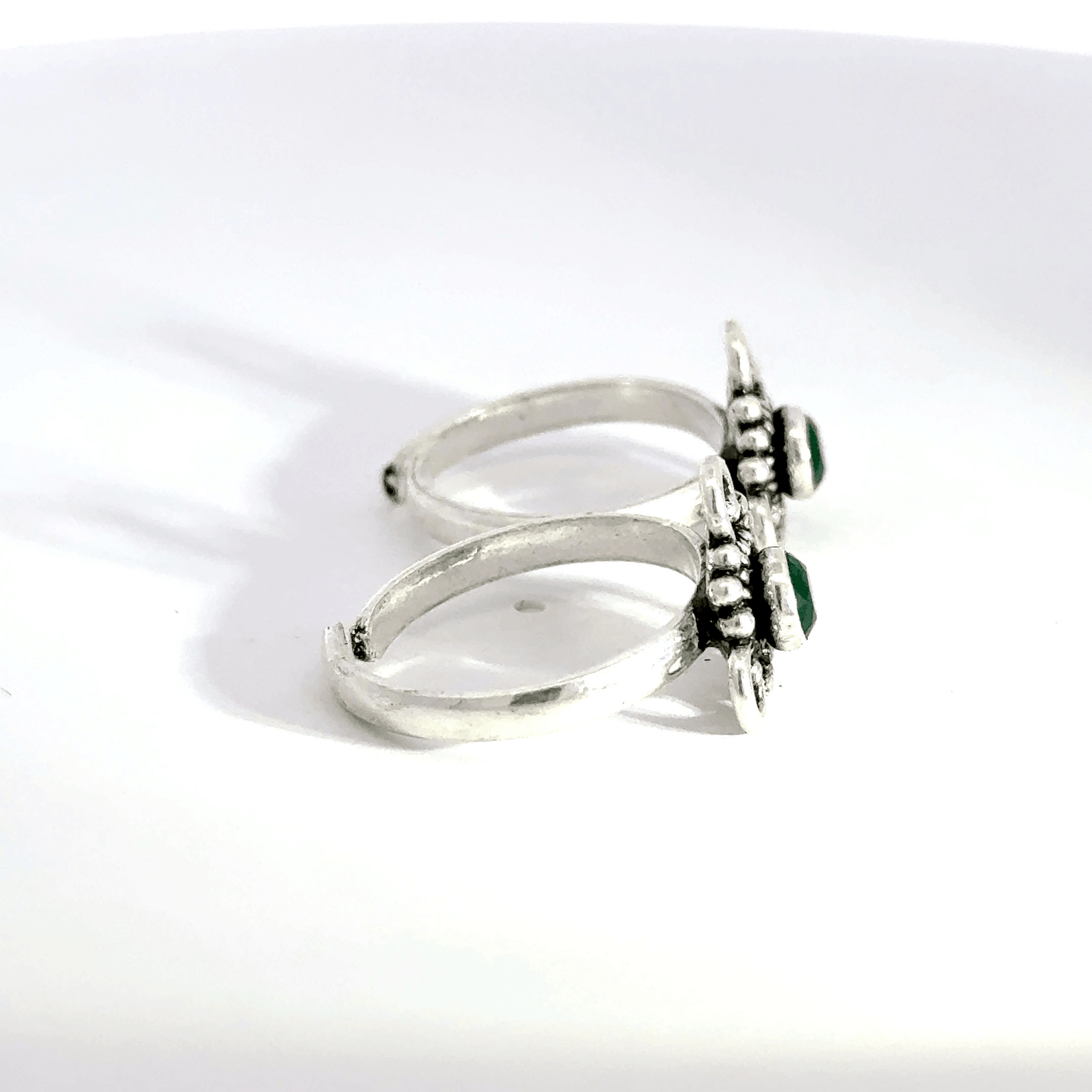 Antique Stone Toerings