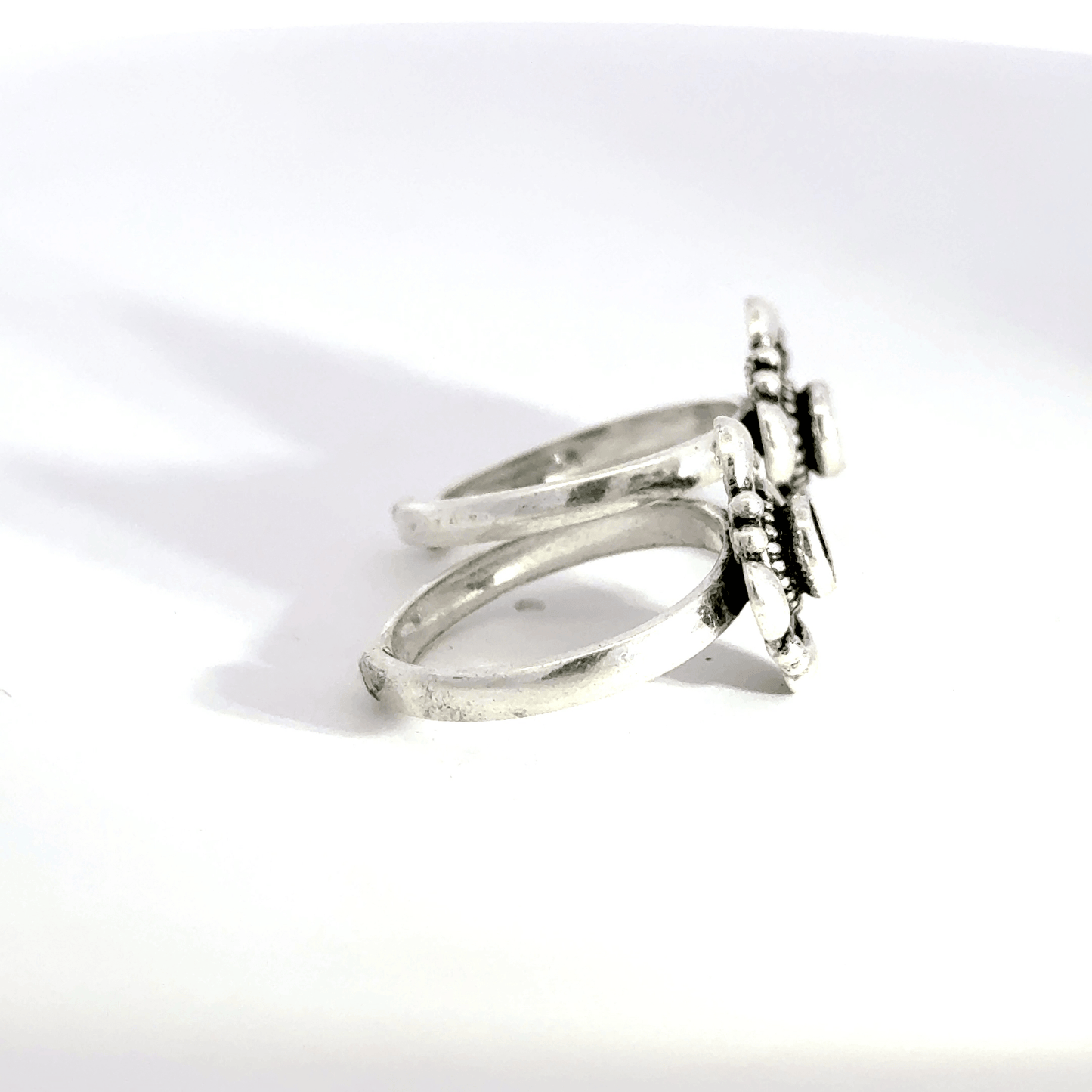 Antique Stone Toerings