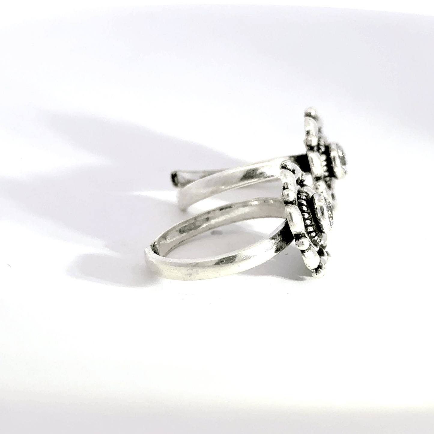 Antique Stone Toerings