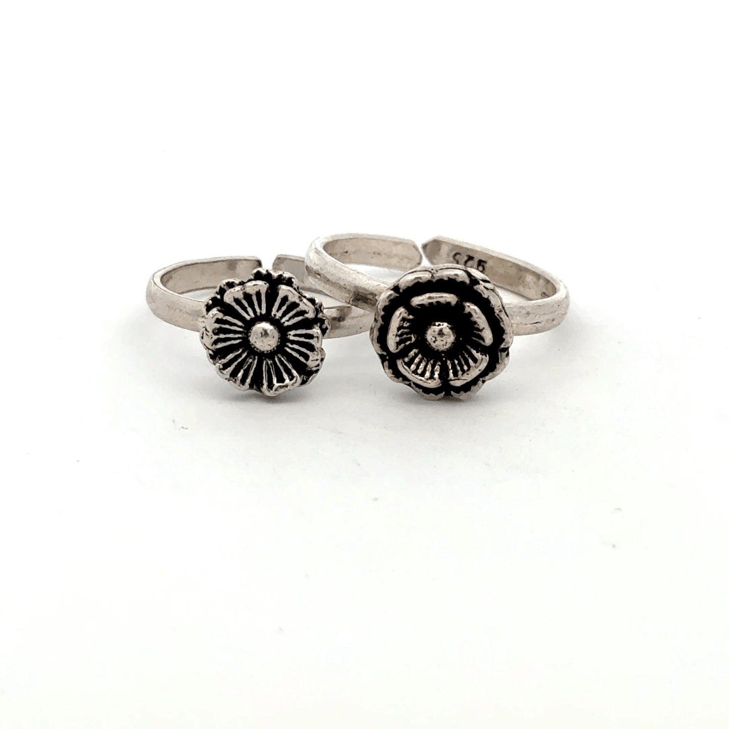 Antique Flower Toerings