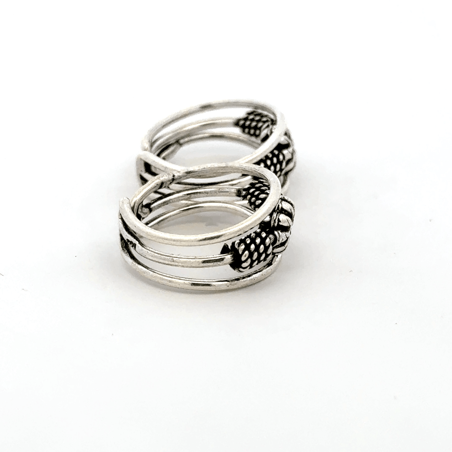 Antique Flower Toerings