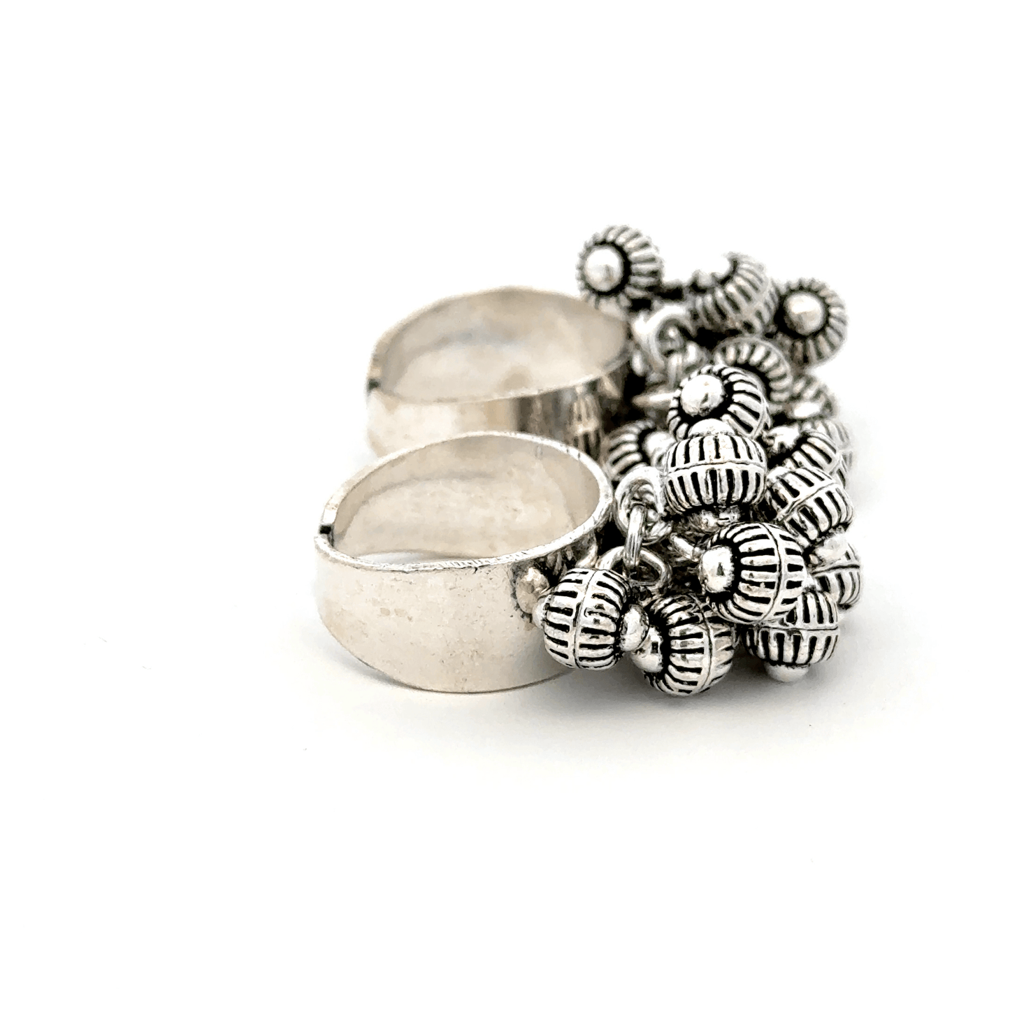 Antique Bell Toerings