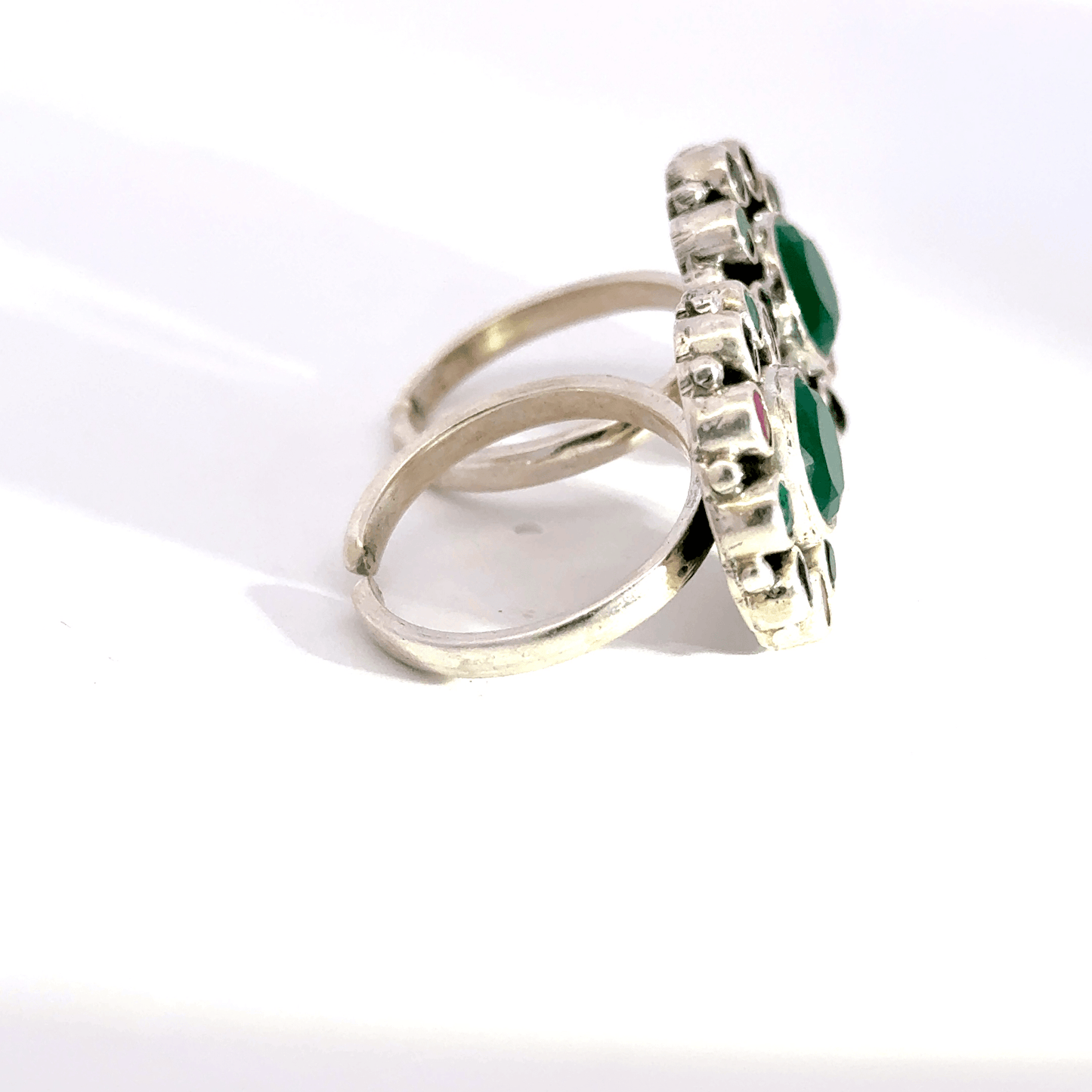 Antique Stone Toerings