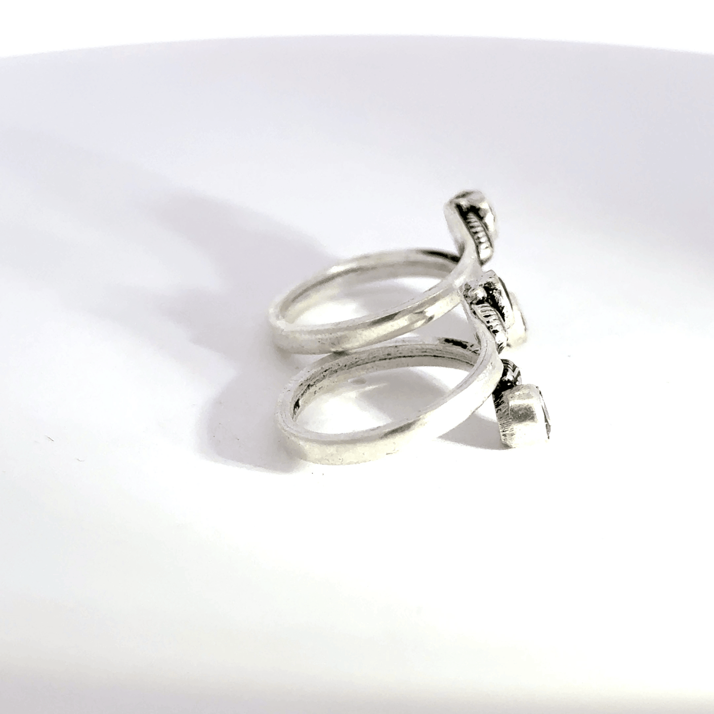 Antique Stone Toerings