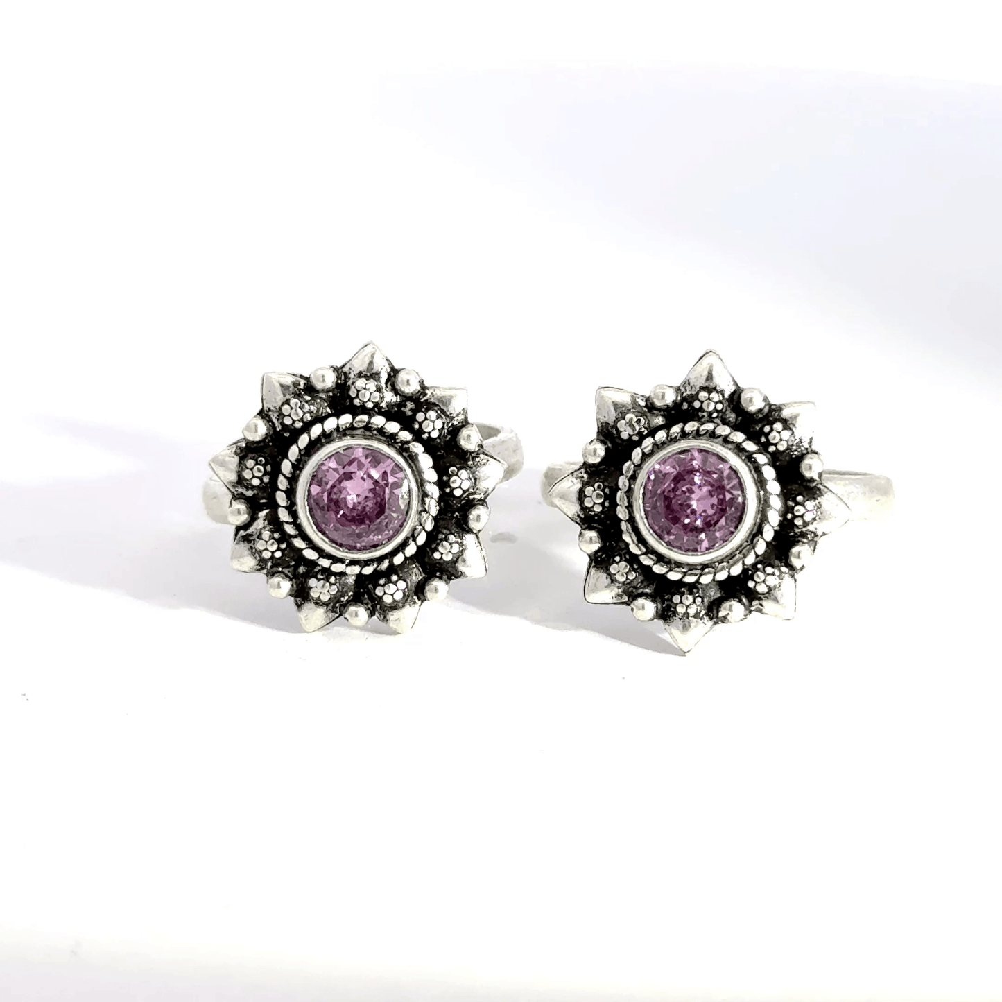 Antique Stone Toerings