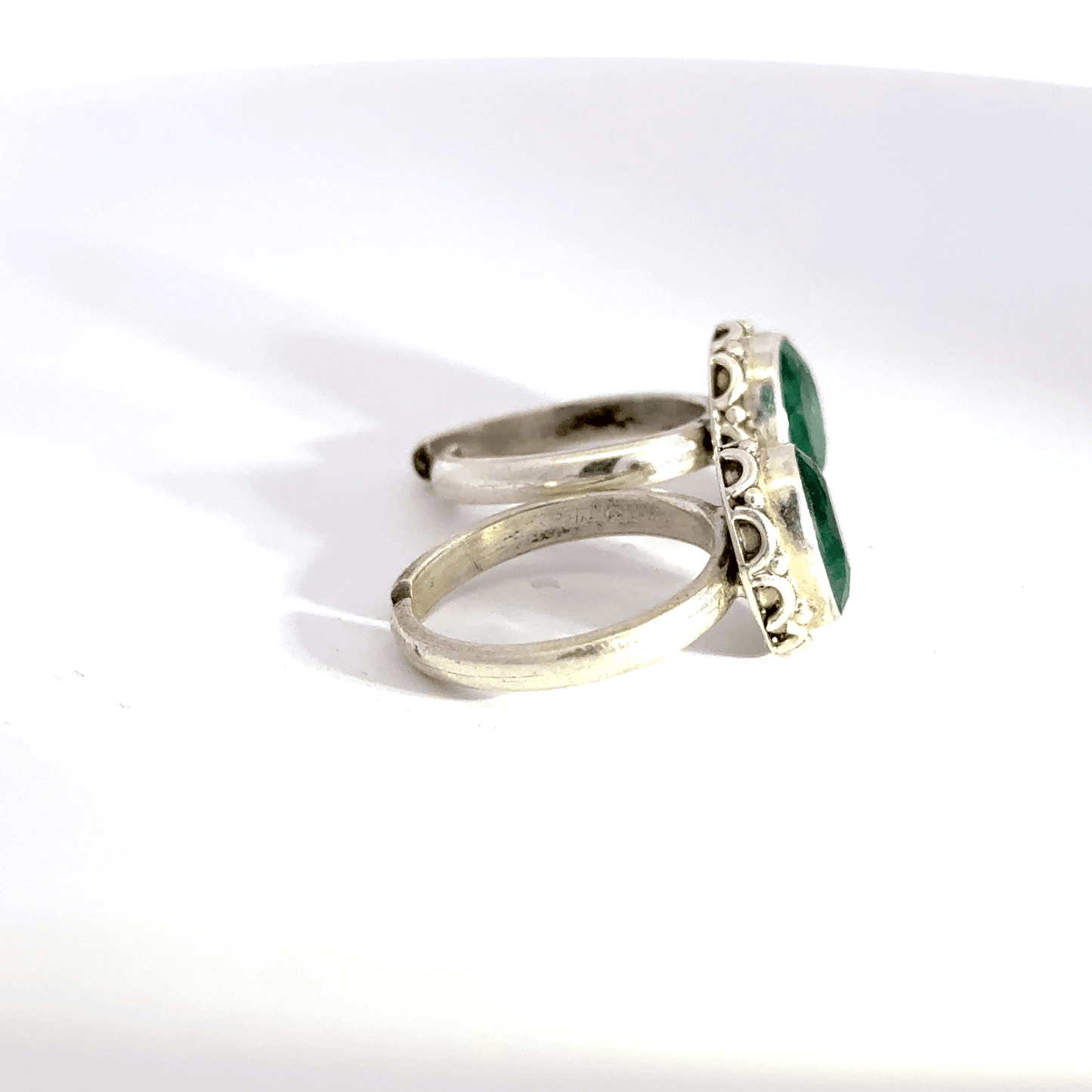 Antique Stone Toerings