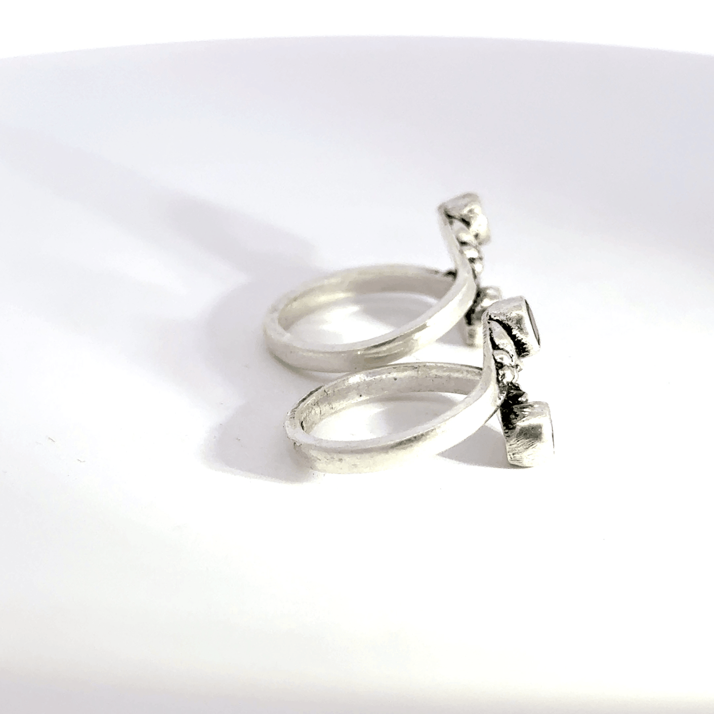 Antique Stone Toerings