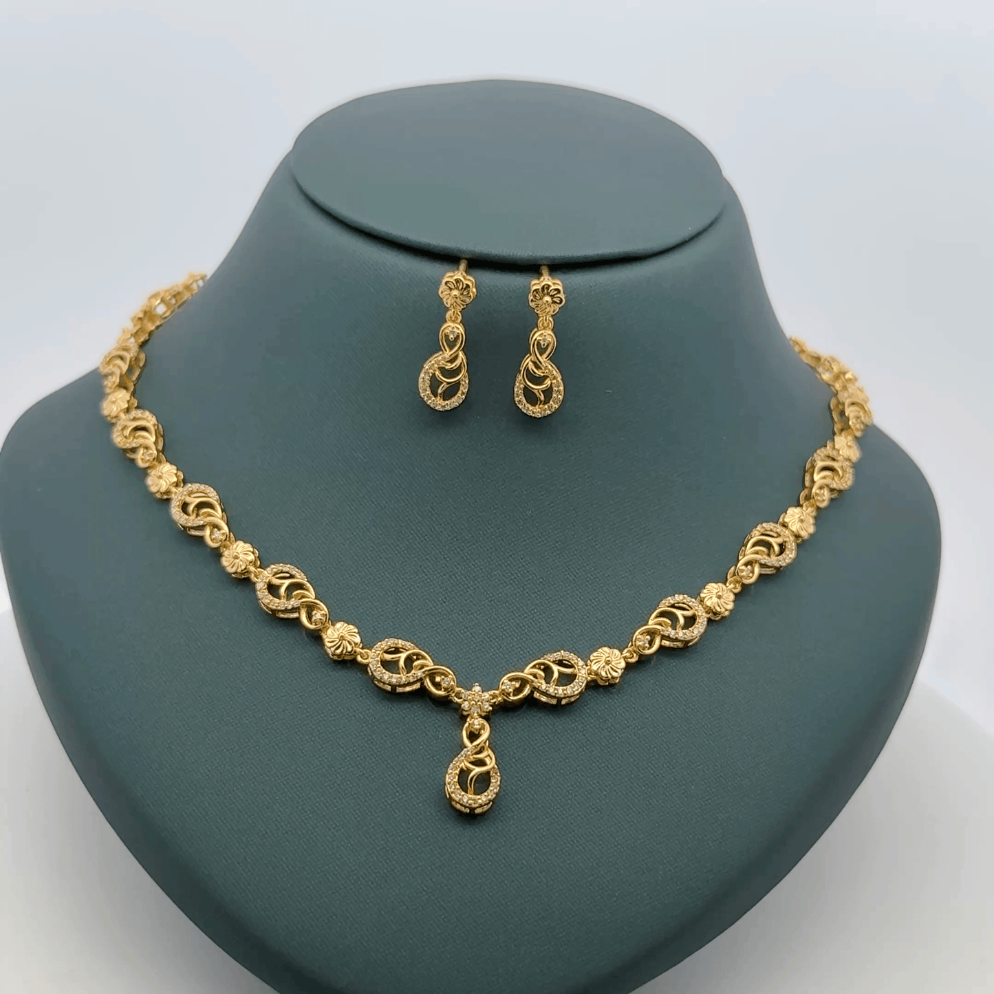 Gold Plated Necklace with earrings