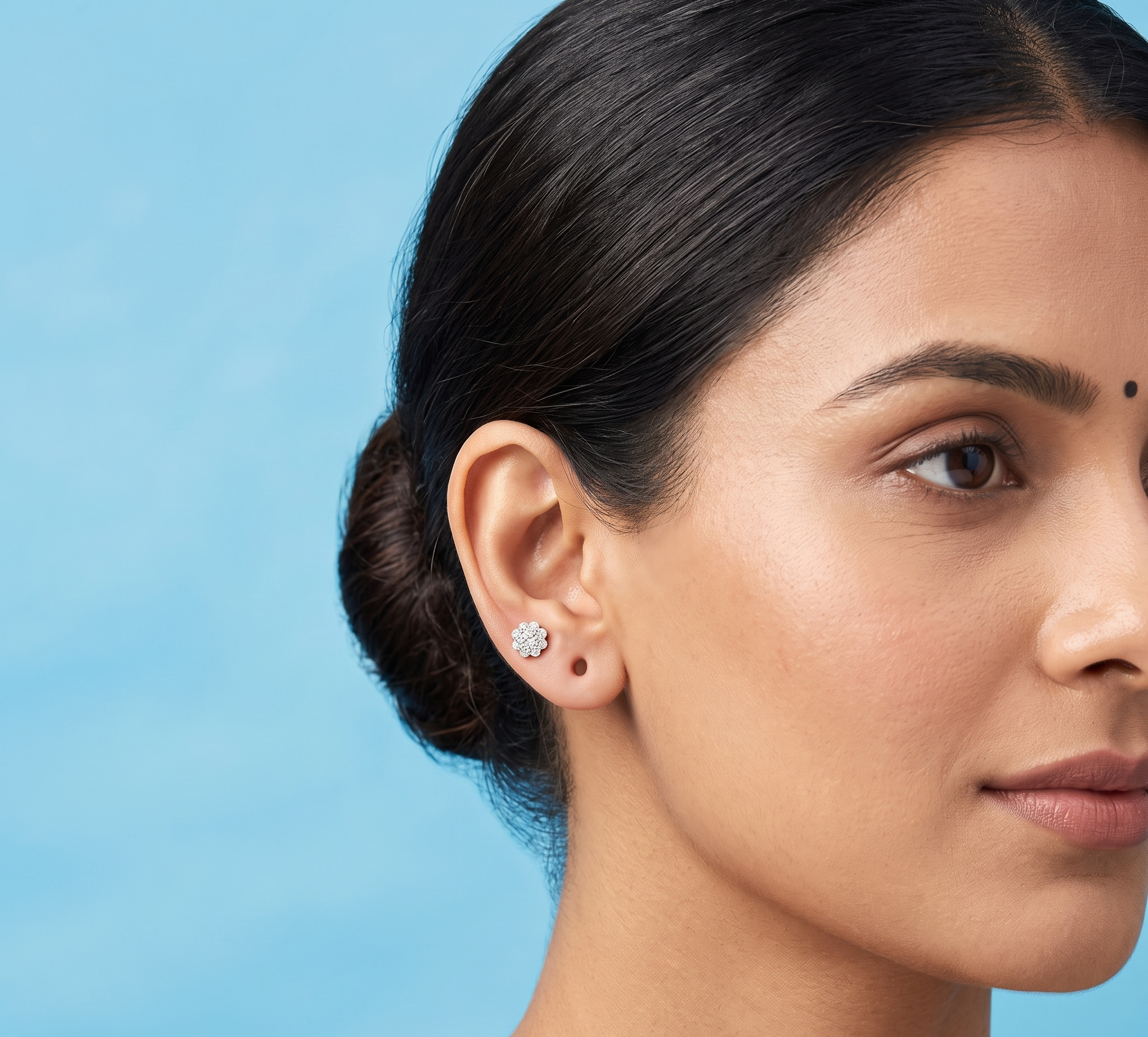 Flower shape second stud