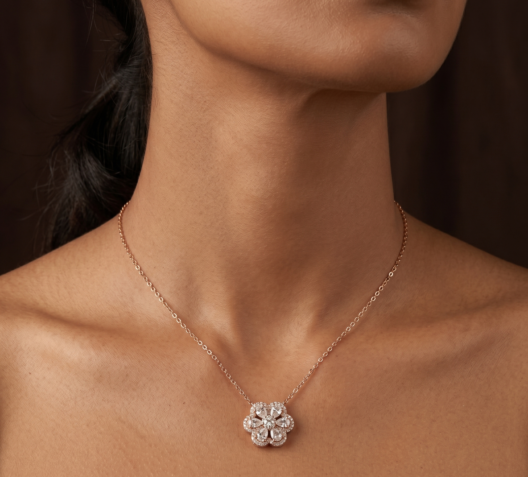 Flower rose gold chain pendant