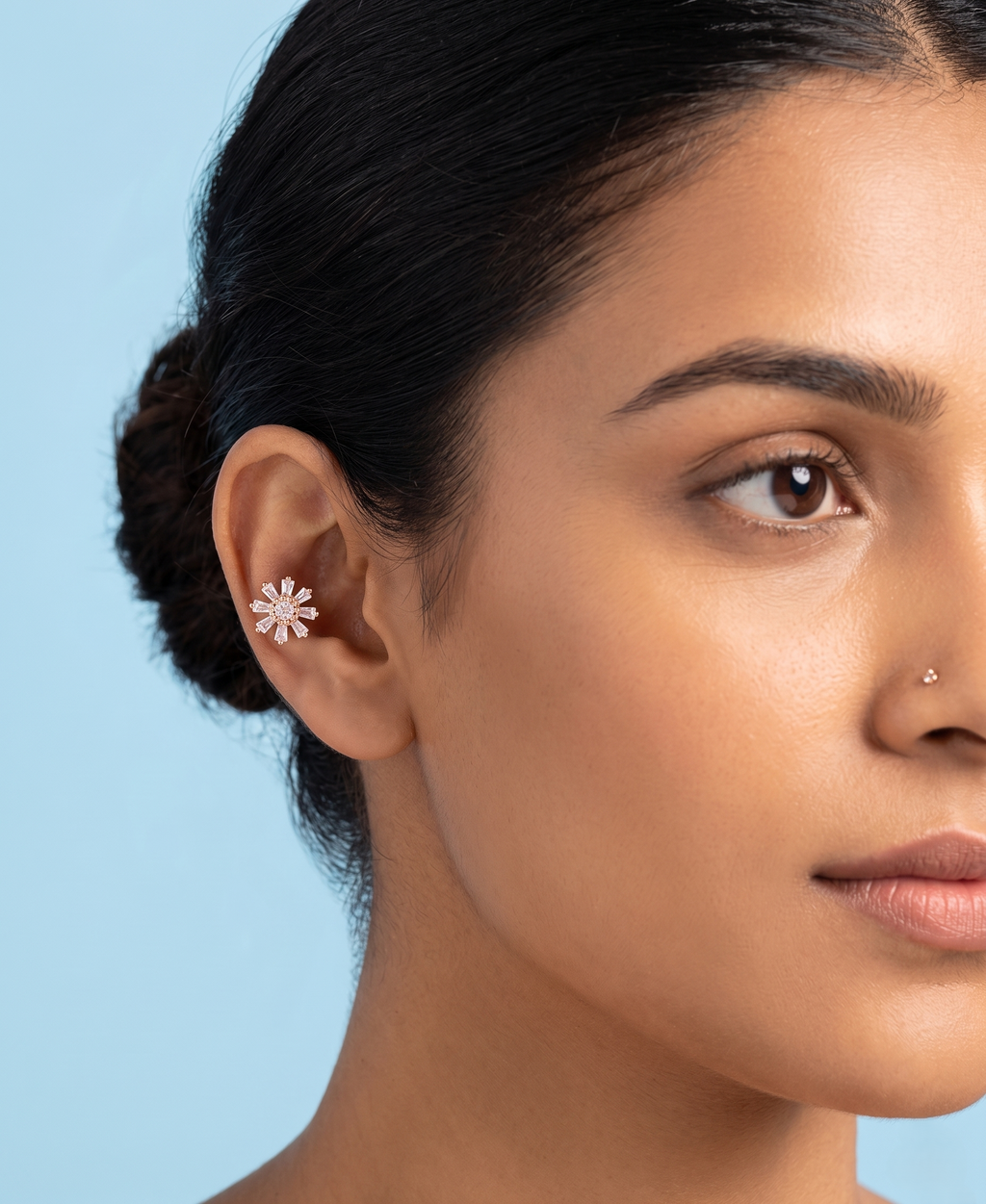 Rose gold flower shape second stud