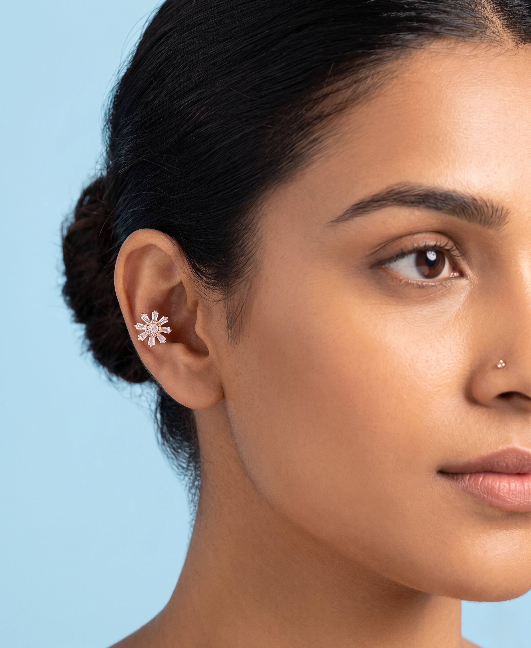 Rose gold flower shape second stud