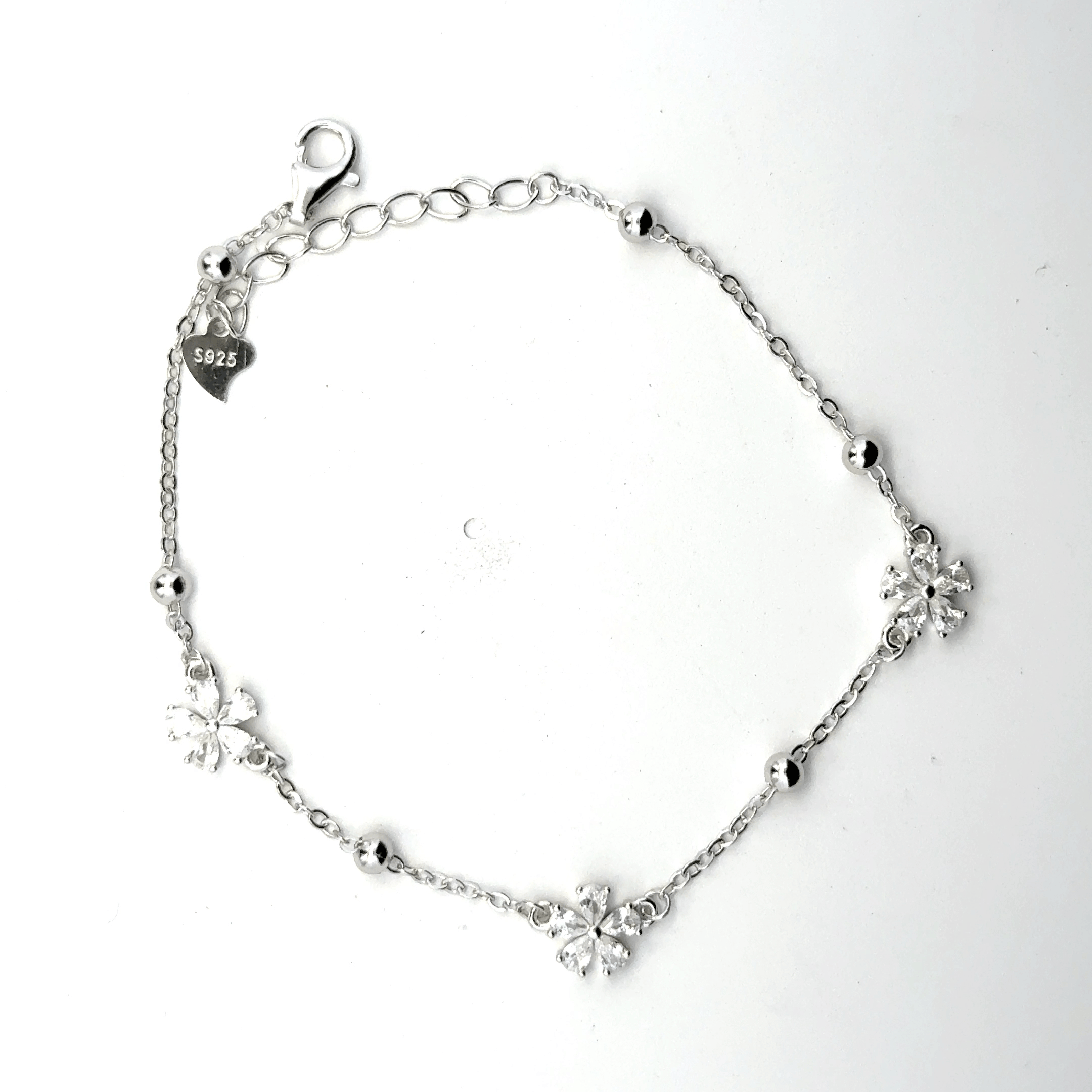 Snowflake charms bracelet