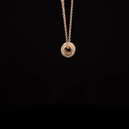Circle Rosegold Chain With Pendant