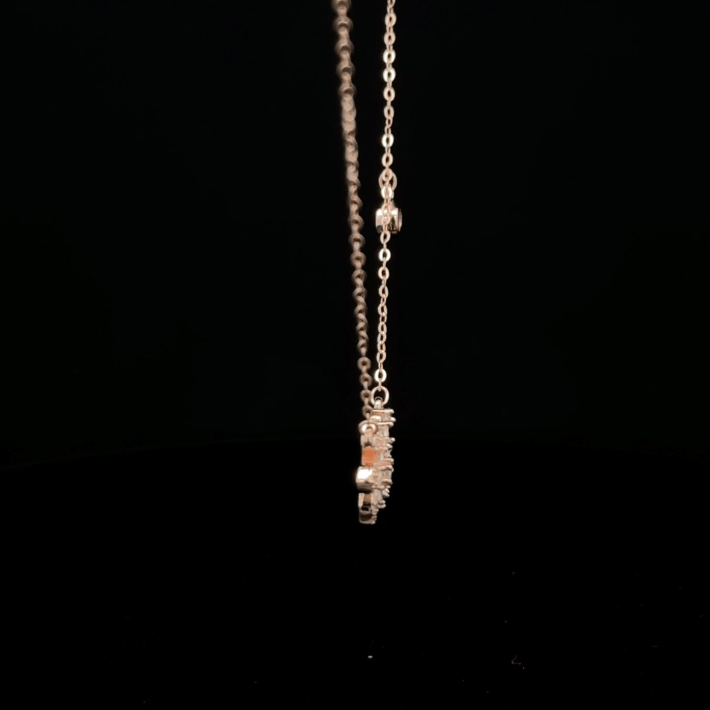 DOUBLE FLOWER ROSEGOLD CHAIN WITH PENDANT