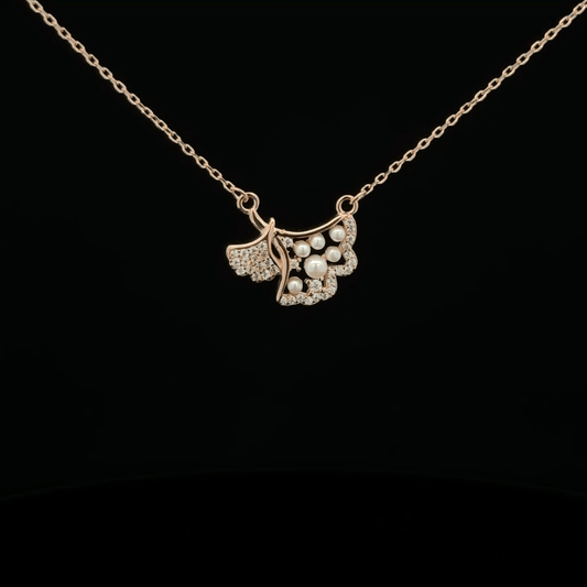 Pearl Rosegold Chain With Pendant