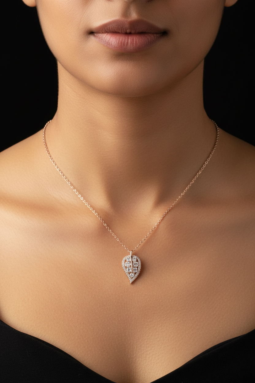 Leaf Rosegold Chain With Pendant