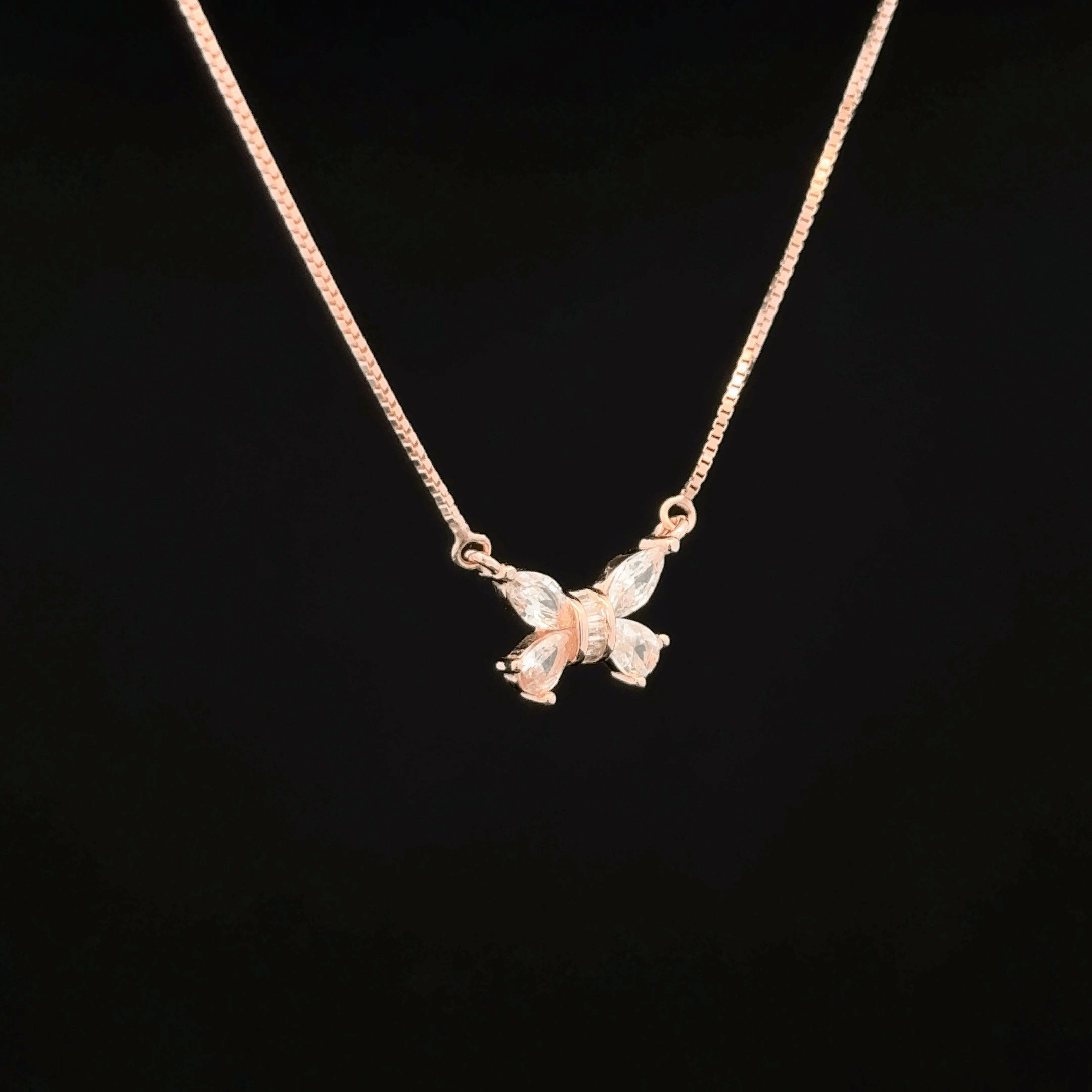 Bow Chain Pendant