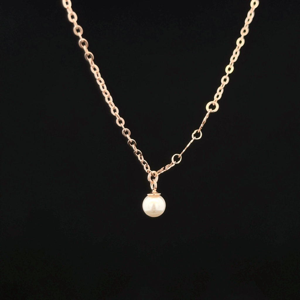 Pearl rose gold chain pendant