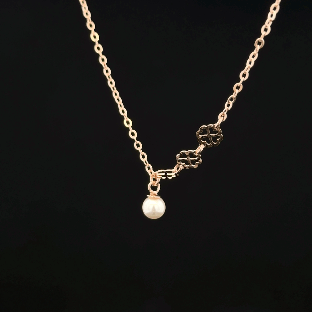 Pearl rose gold chain pendant