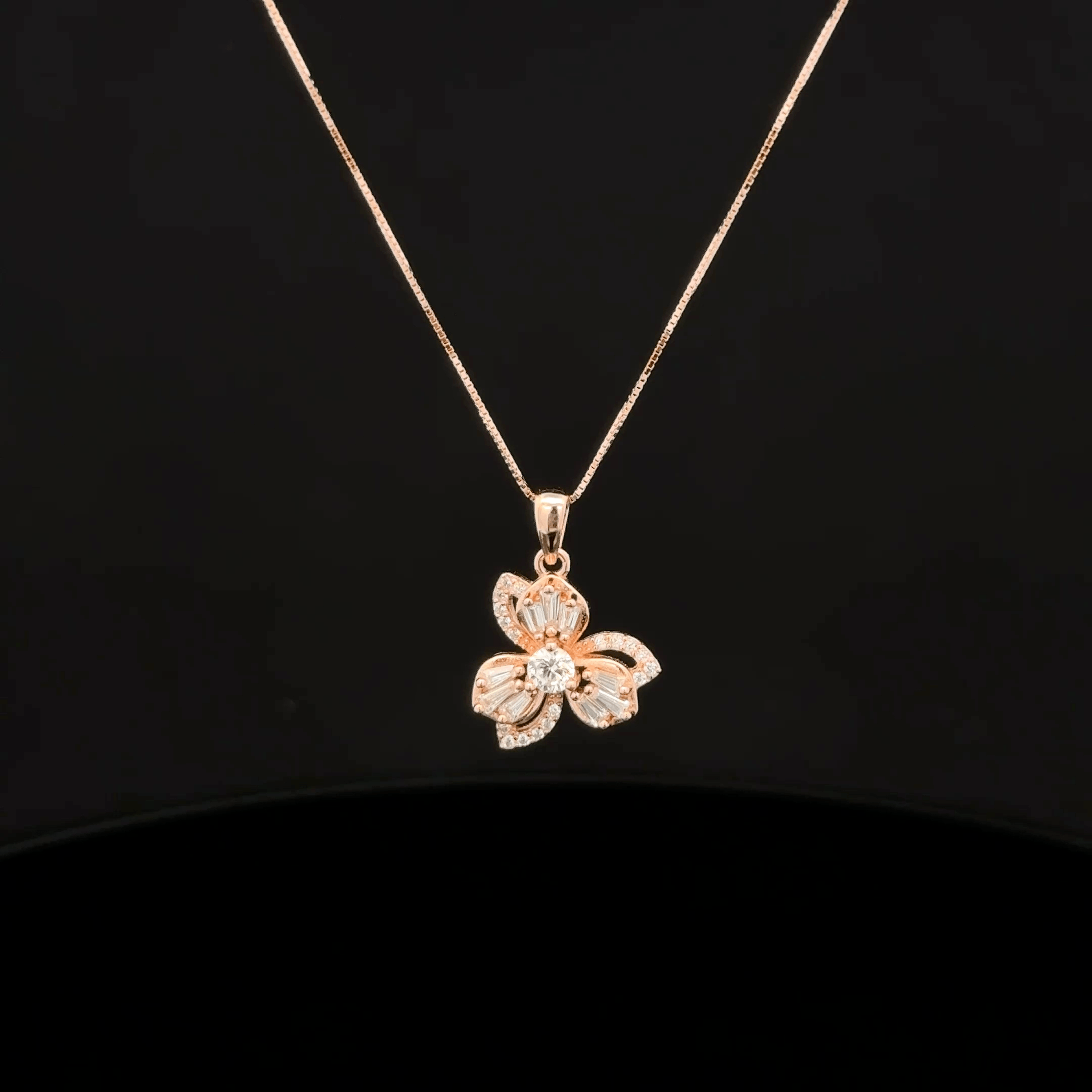 Flower rose gold chain pendant