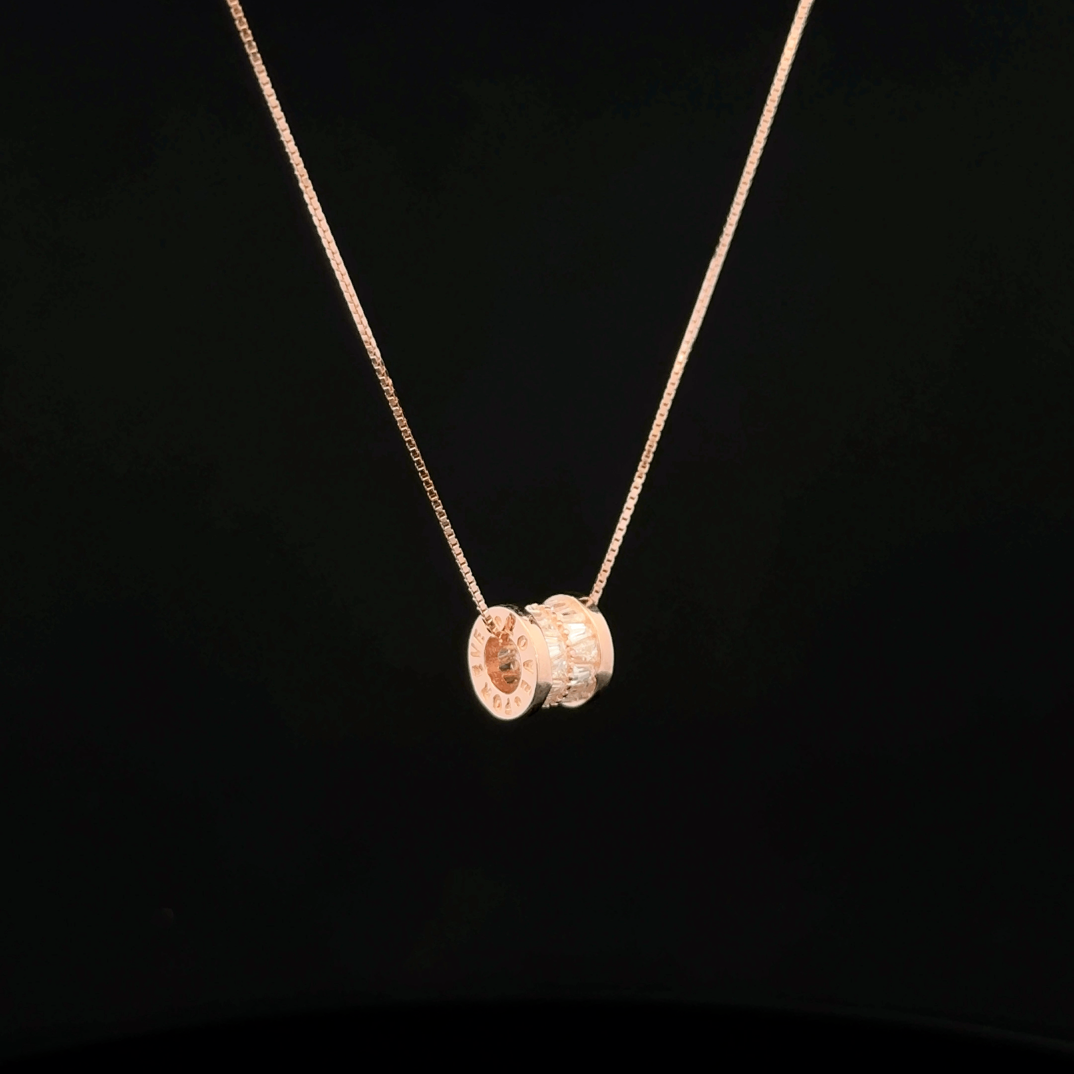 Crystal Cylinder Slider chain pendant