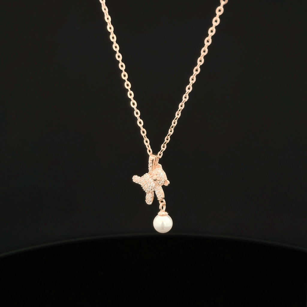 Teddy rose gold chain pendant