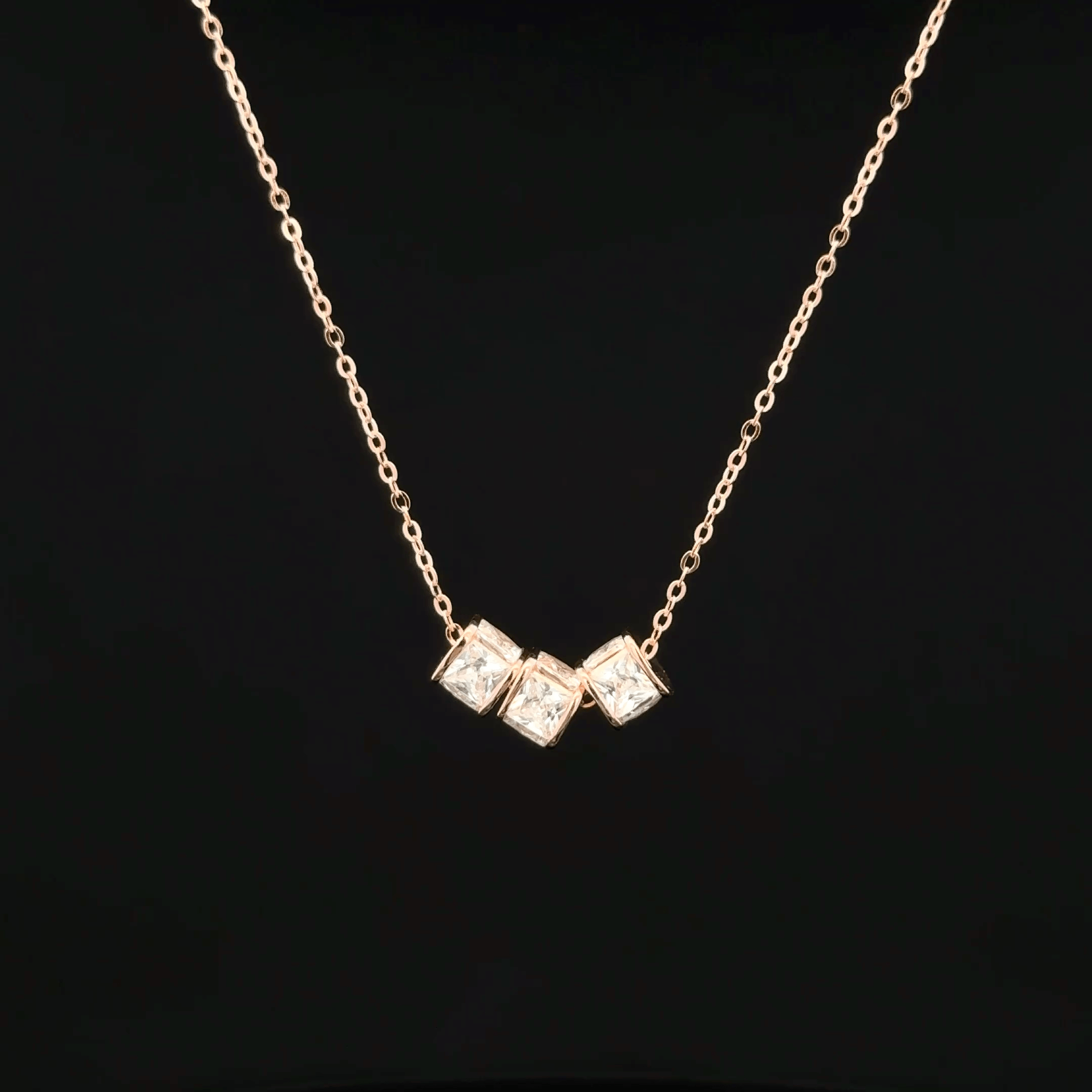 Cubic rose gold chain pendant