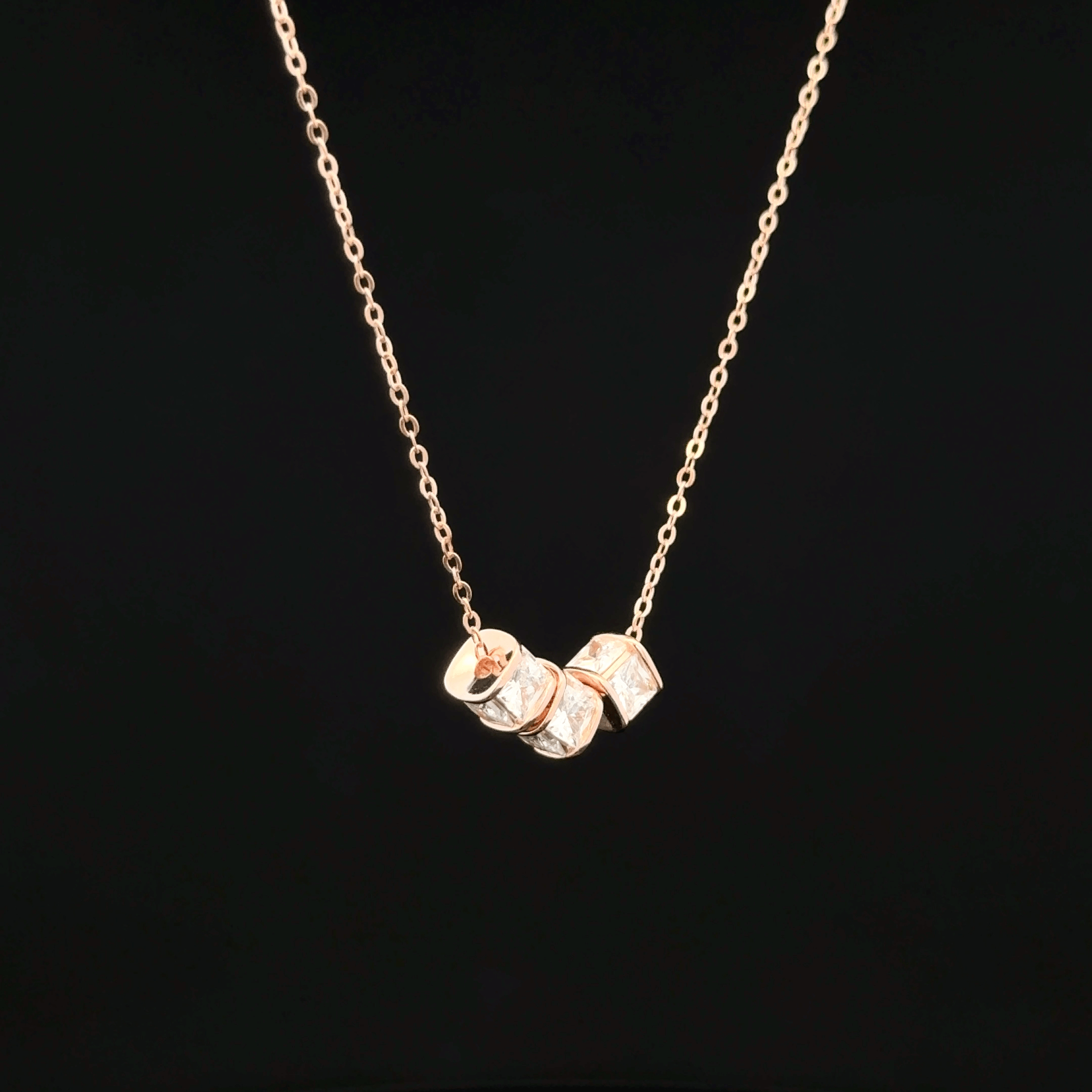 Cubic rose gold chain pendant