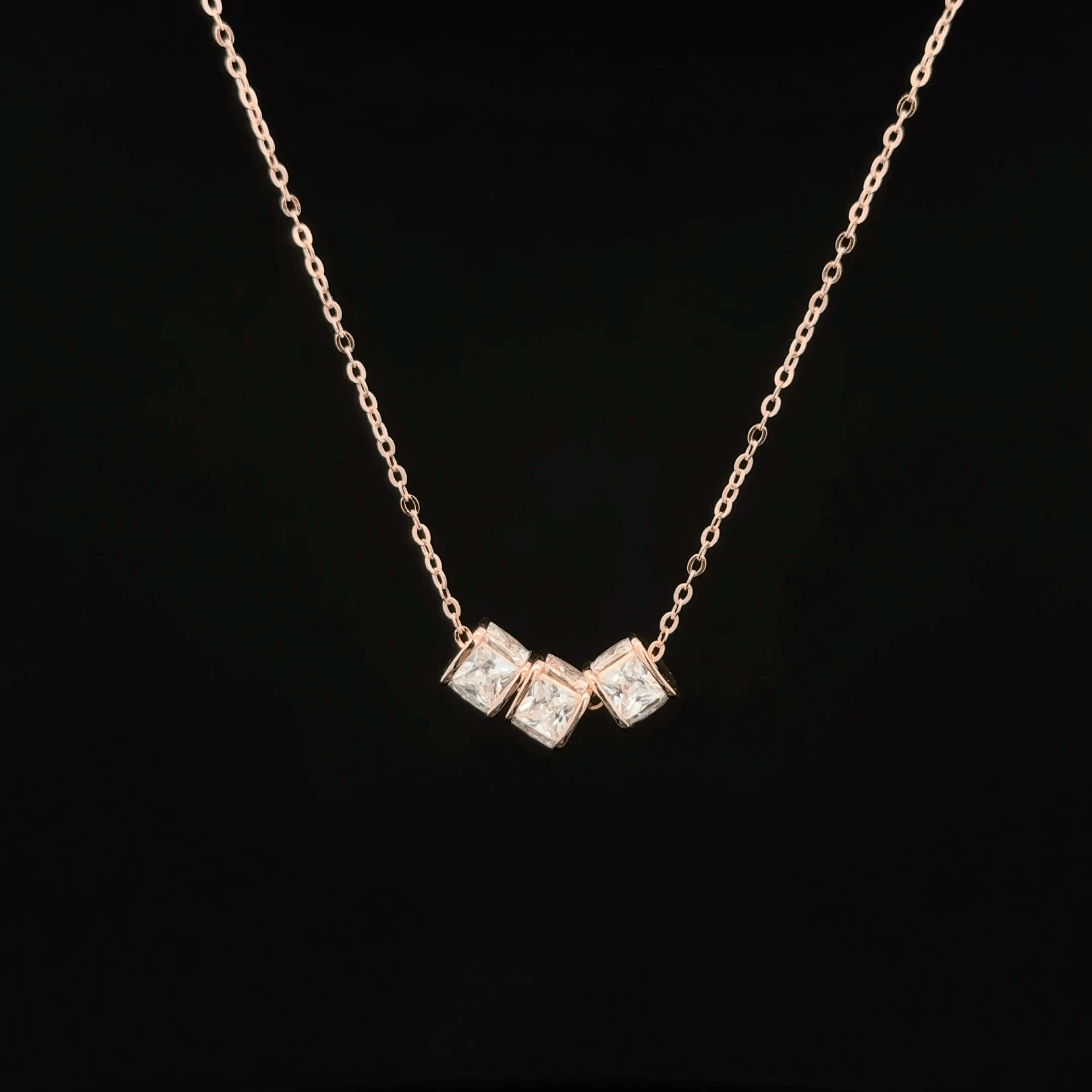 Cubic rose gold chain pendant