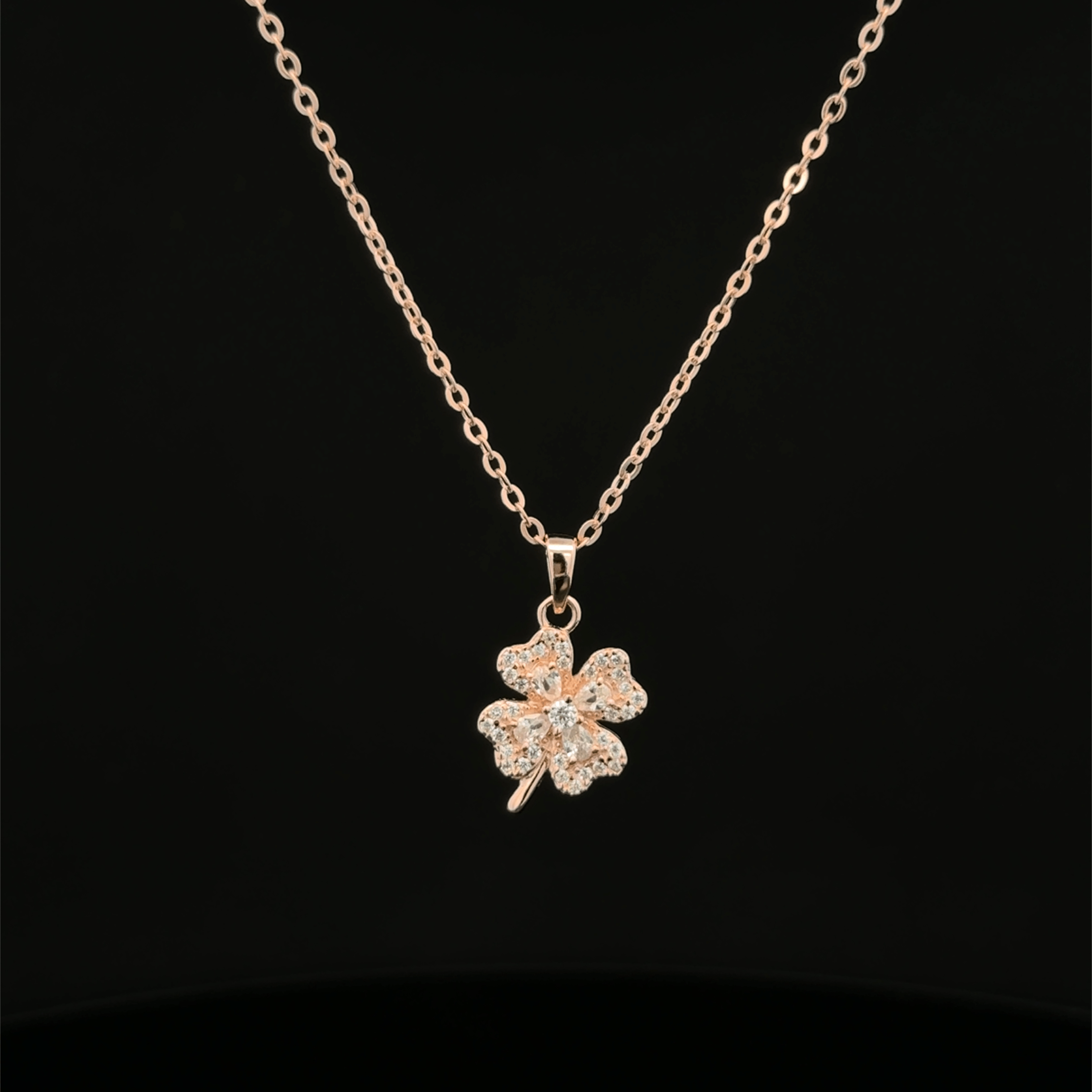 Flower rose gold chain pendant