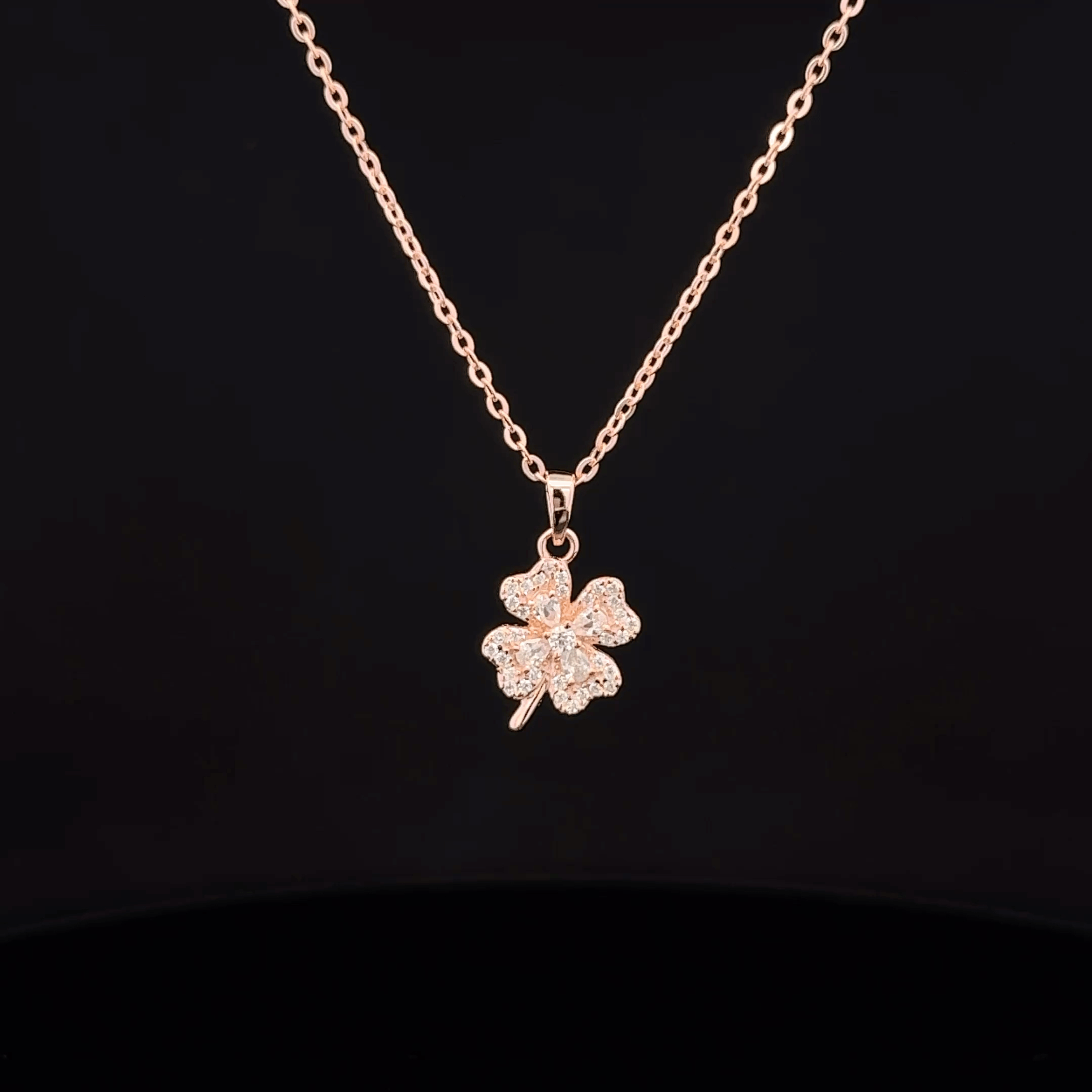 Flower rose gold chain pendant