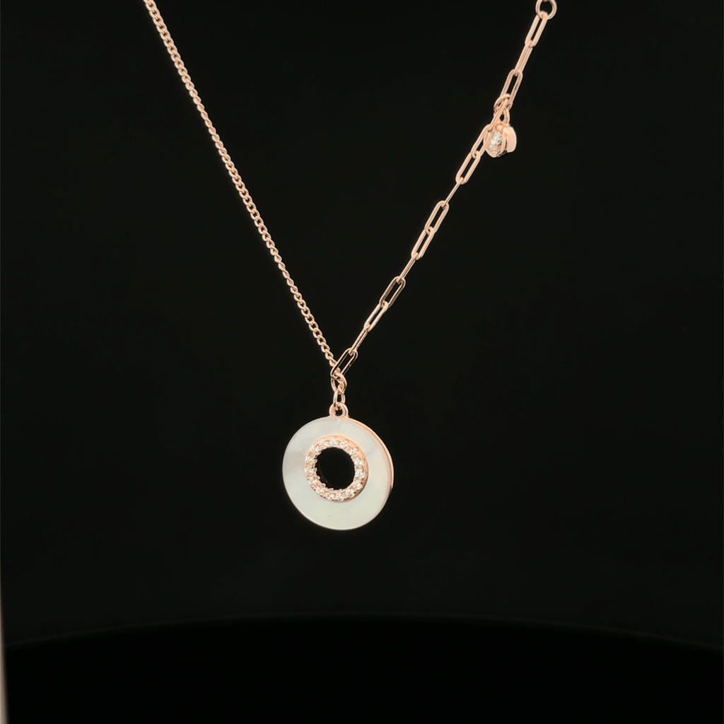 Circle shape rose gold chain pendant