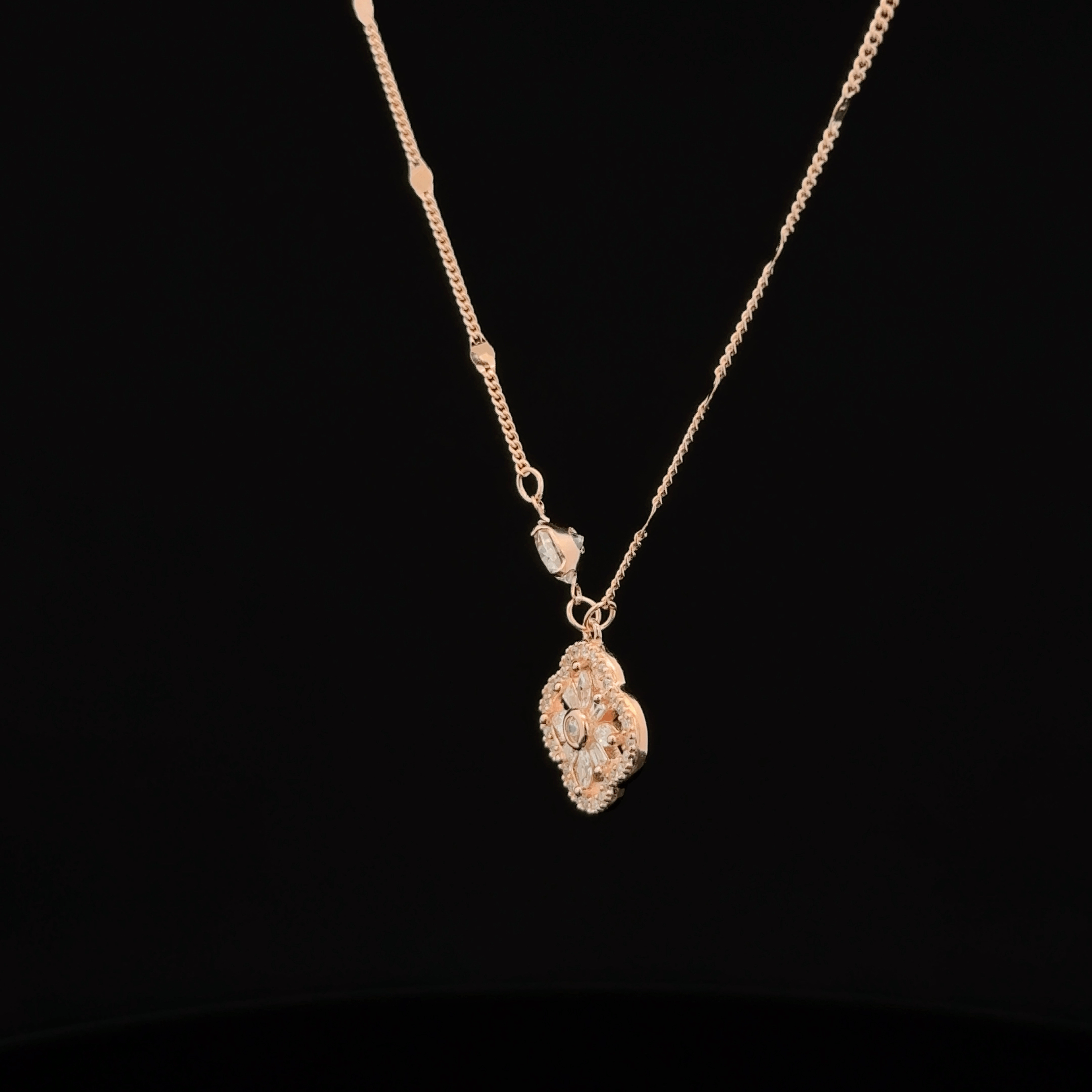 Flower rose gold chain pendant