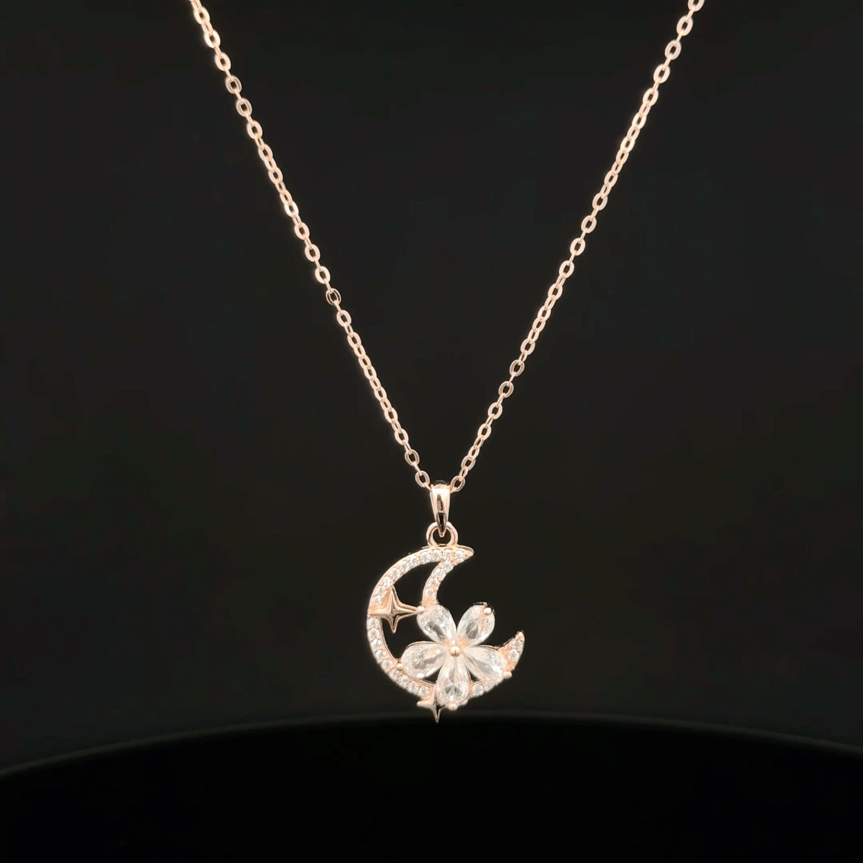 Halfmoon & flower rose gold chain pendant